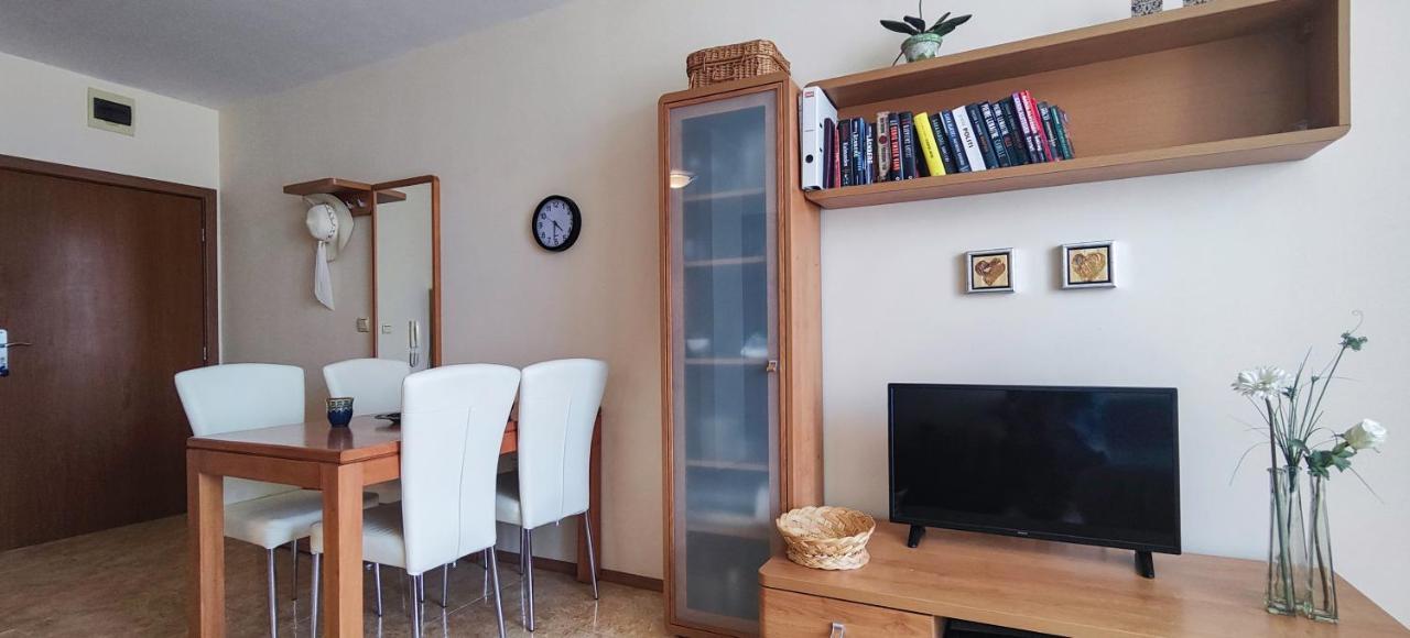 Elit 4 Apartments 써니비치 외부 사진